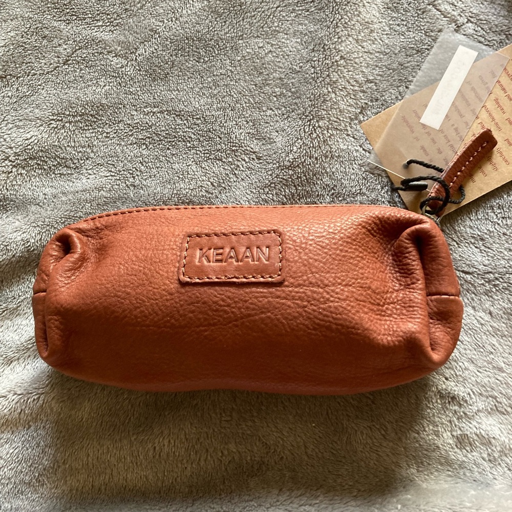 KEÄAN Brown Leather Pouch